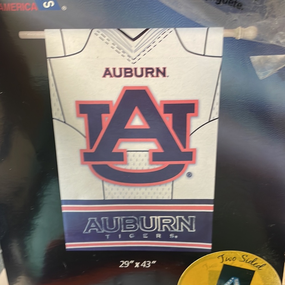 Auburn Tigers NWT Decorative Two Sided Suede Foil House Flag. Size 29”x 43”